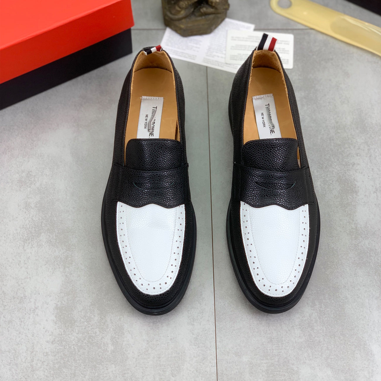 MR.TOM 2025 Leather shoes Men