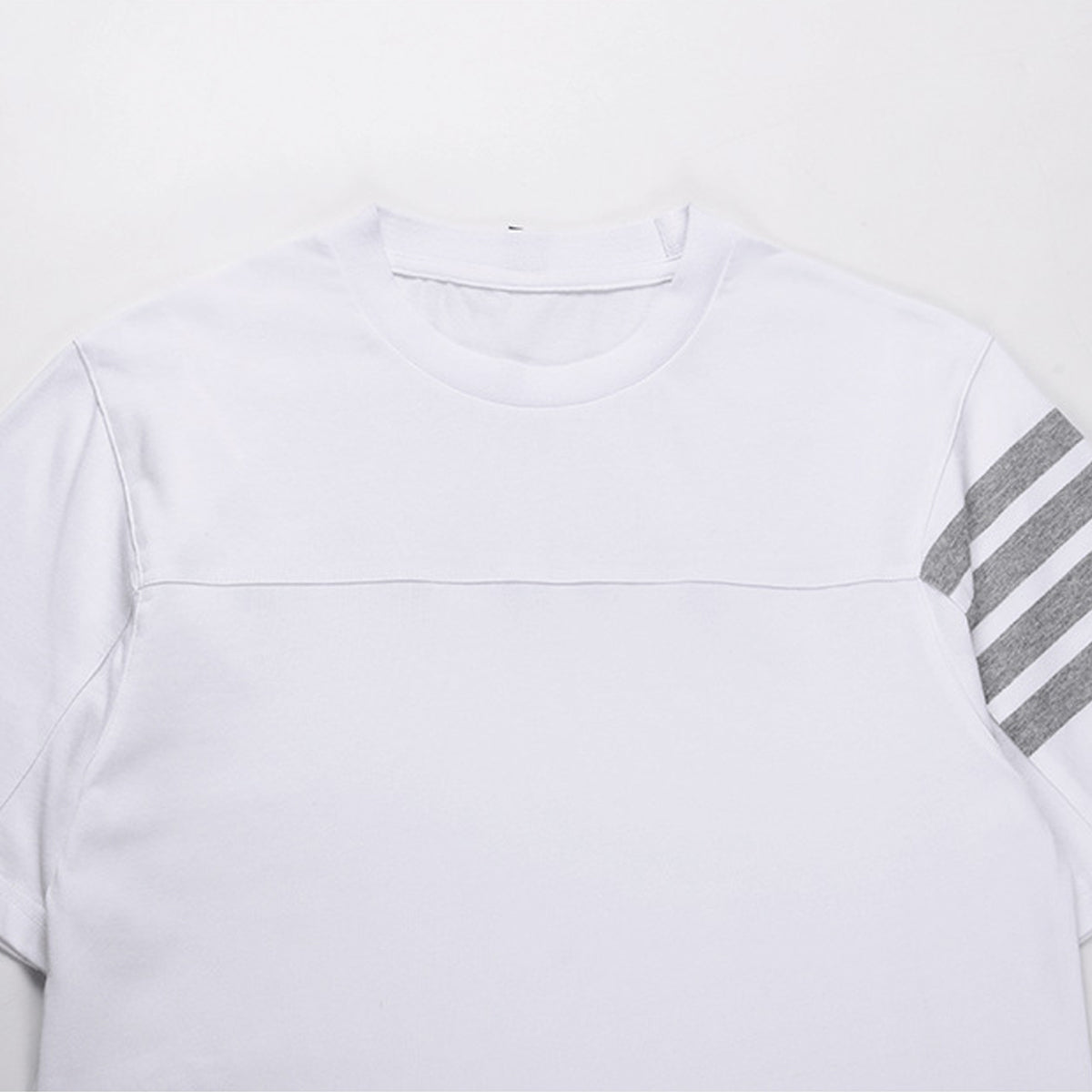 MR.TOM 2025SS Four-bar T-Shirt