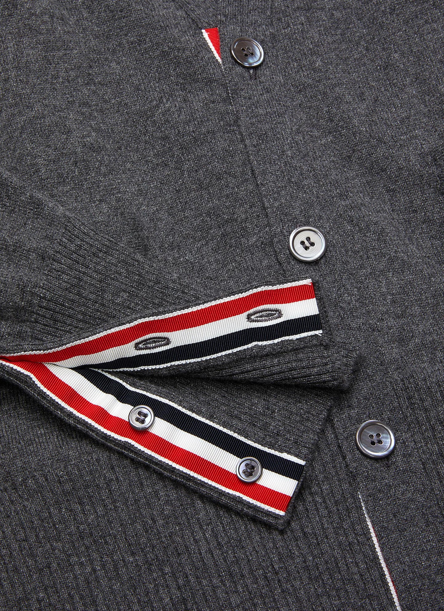 MR.TOM 2025SS Knitted Cardigan