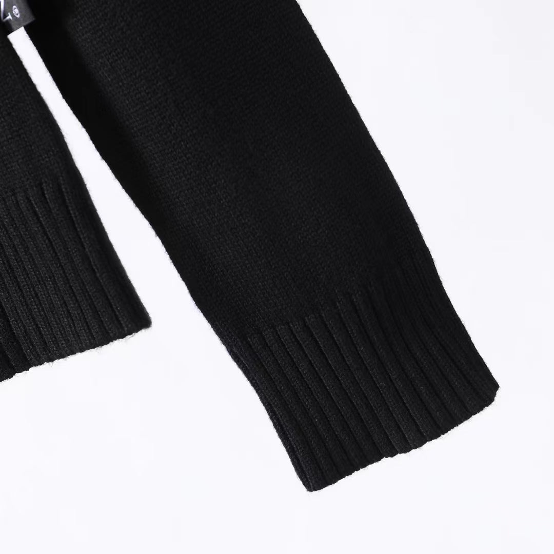 SOLO-black Fleece Sweatshirt