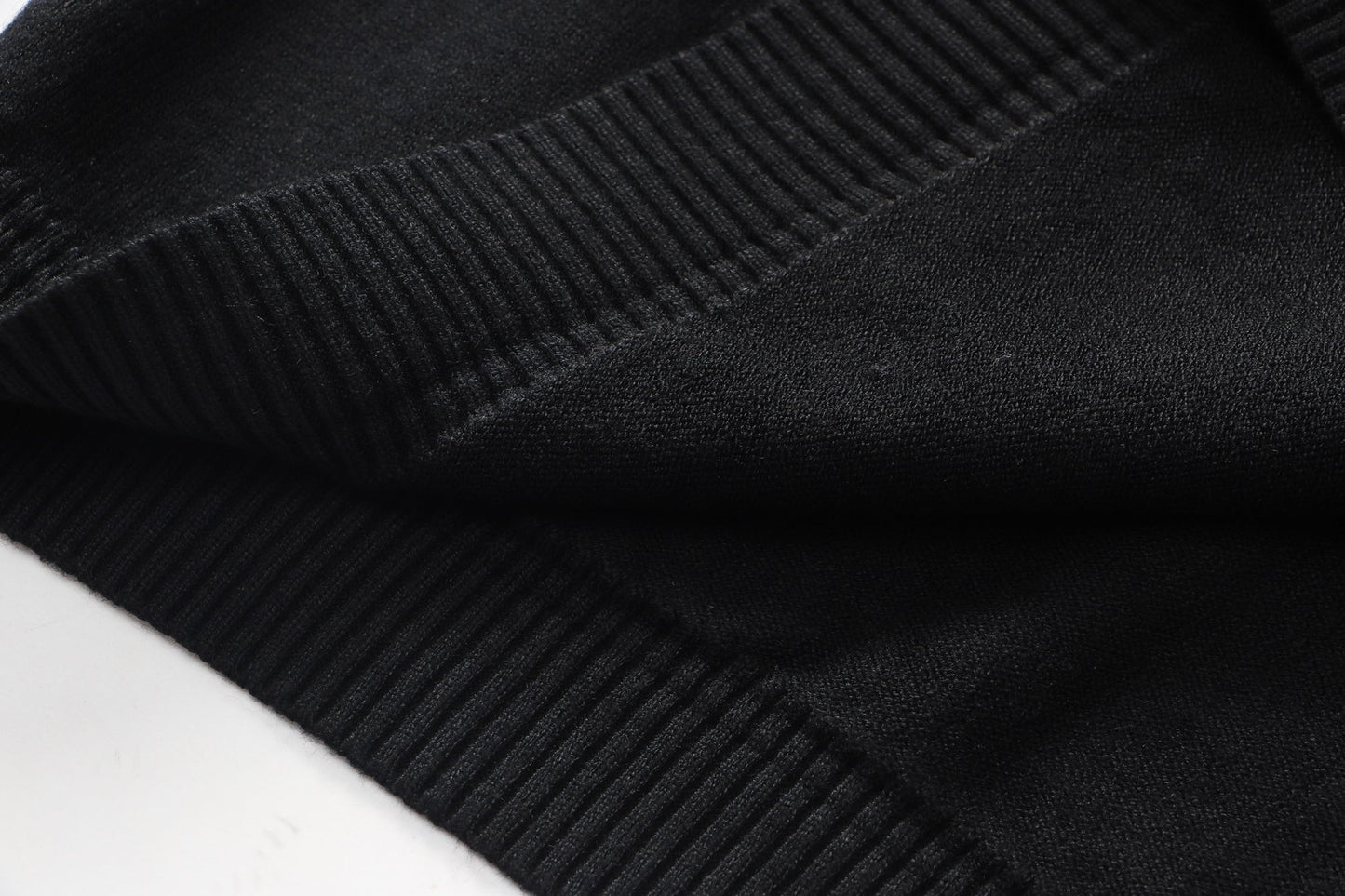 US- Black Fleece Sweatshirt