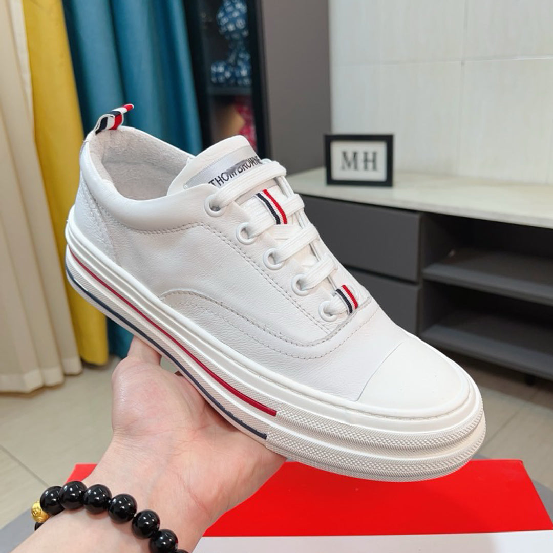 MR.TOM Genuine leather casual sneakers
