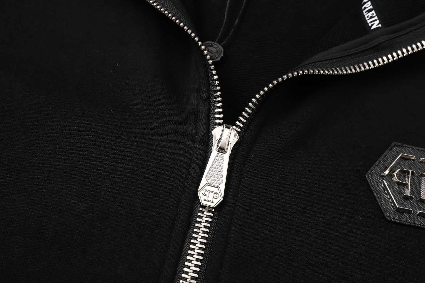SOLO- 25ss Stand collar sweatshirt