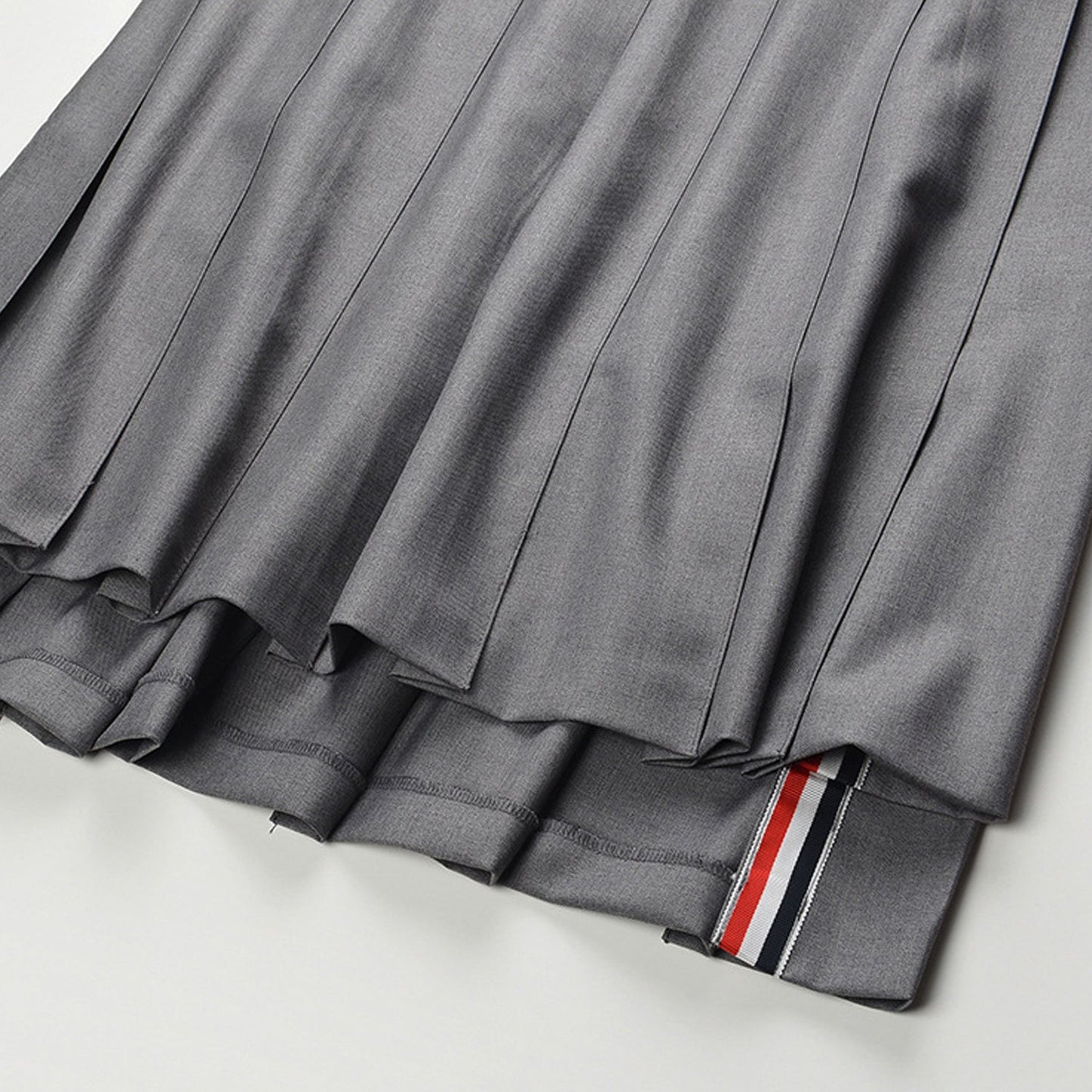 MR.TOM 2025SS Women's Long skirt